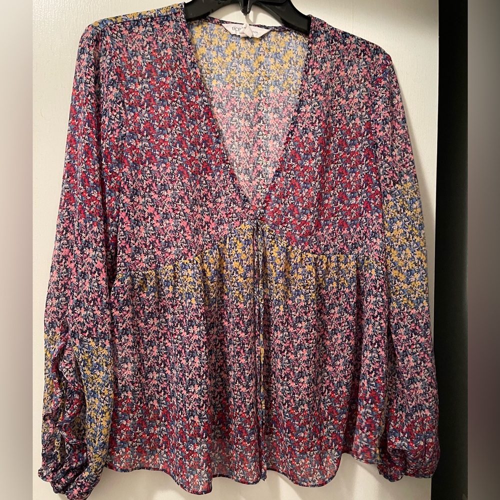 BCBGeneration Floral Multicolor Sheer Chic Blouse size small